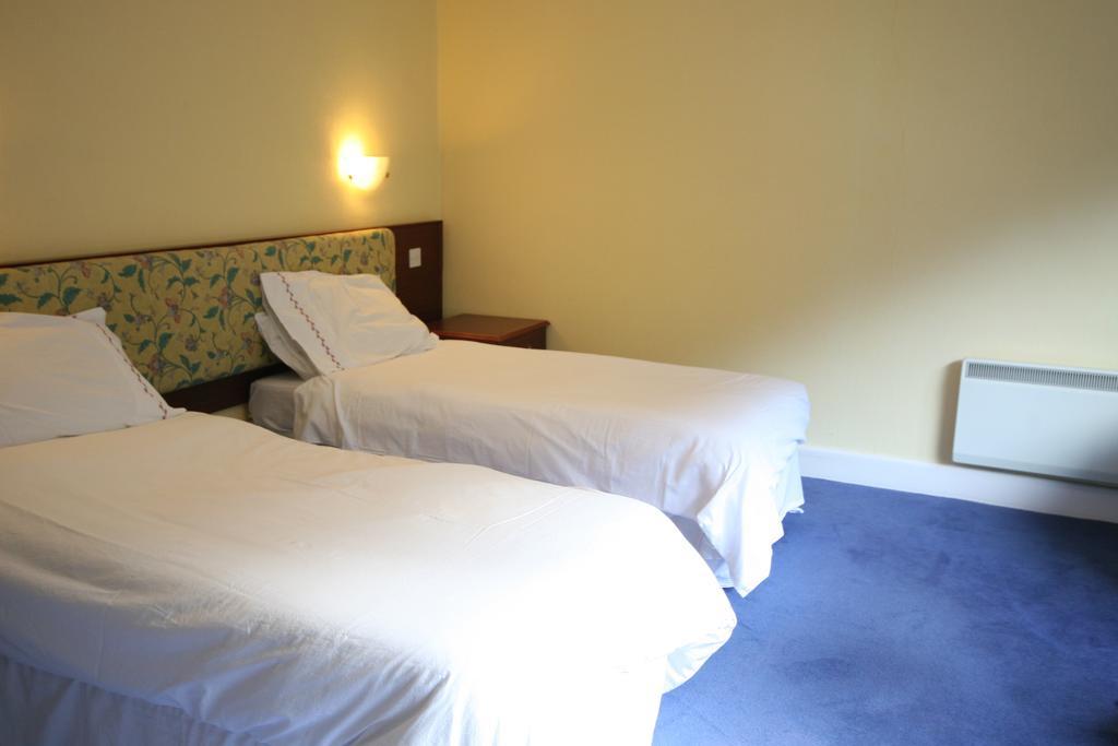 Water'S Edge Hotel Bouley Bay Room photo