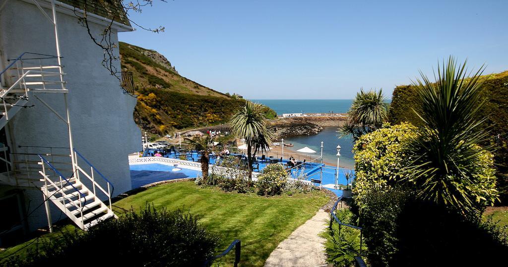 Water'S Edge Hotel Bouley Bay Exterior photo