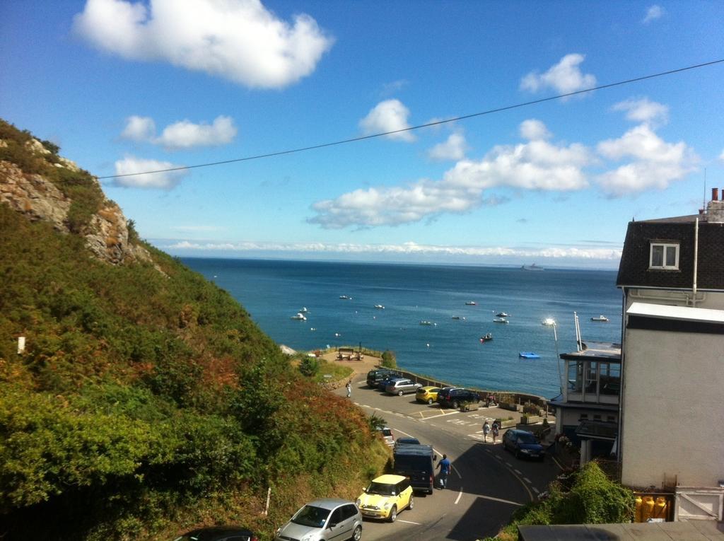 Water'S Edge Hotel Bouley Bay Exterior photo