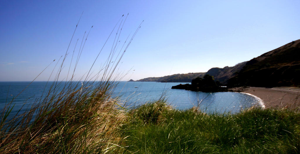 Water'S Edge Hotel Bouley Bay Exterior photo