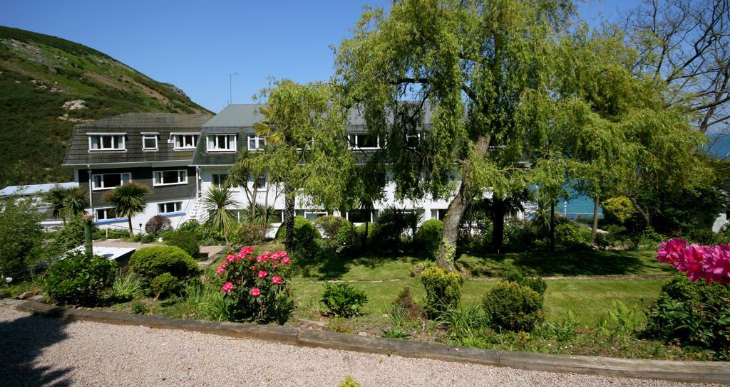 Water'S Edge Hotel Bouley Bay Exterior photo