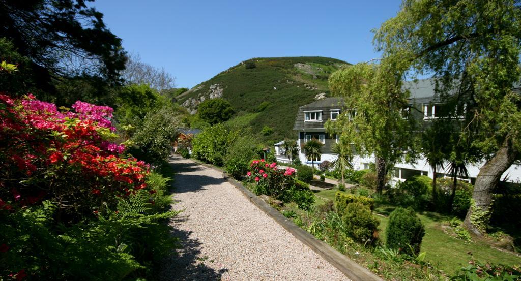 Water'S Edge Hotel Bouley Bay Exterior photo