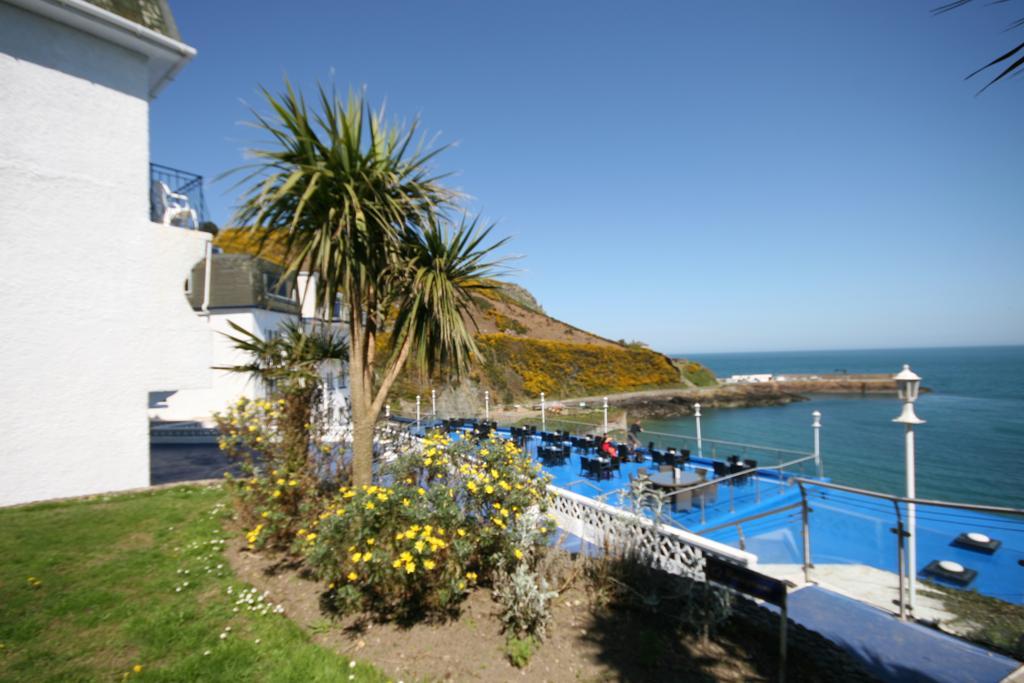 Water'S Edge Hotel Bouley Bay Exterior photo